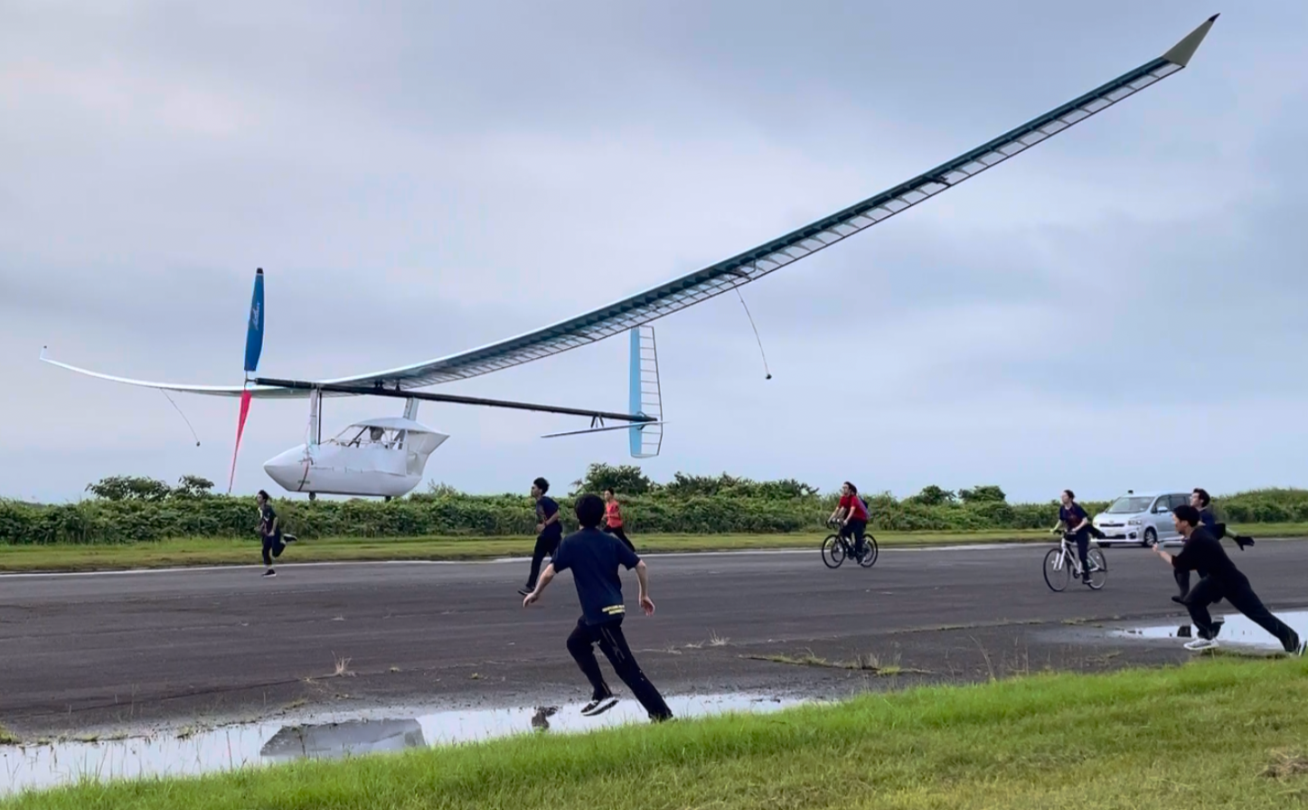 飛行試験の様子